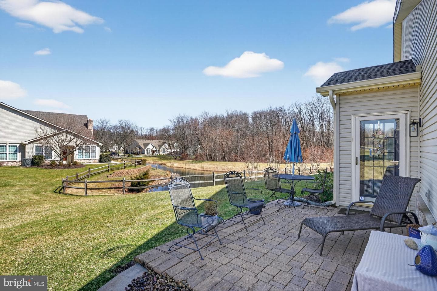 618 Bellflower Road photo 3