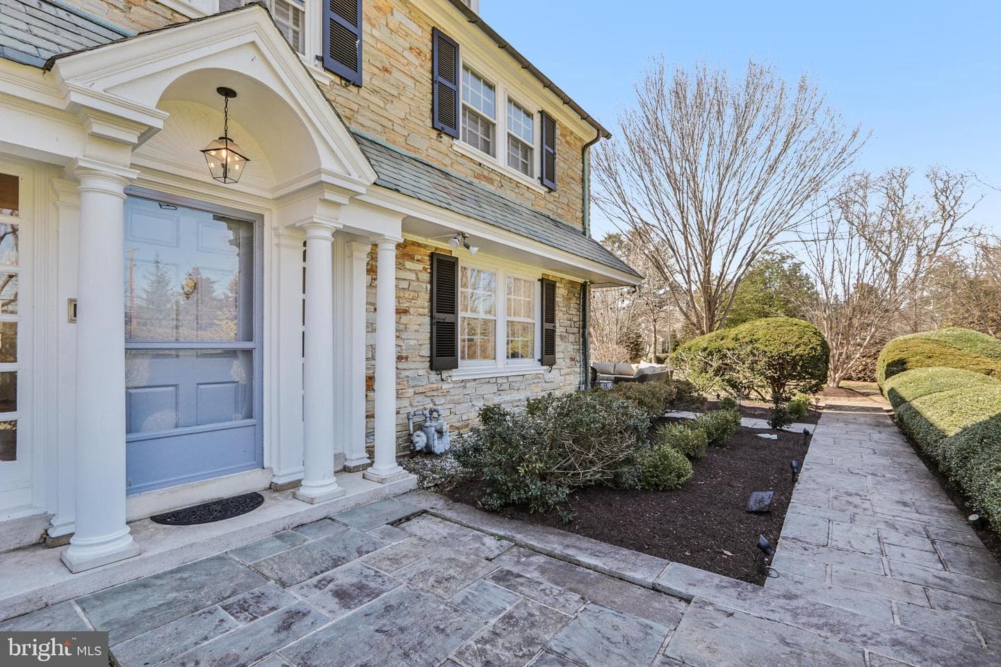 2211 Yardley photo 8