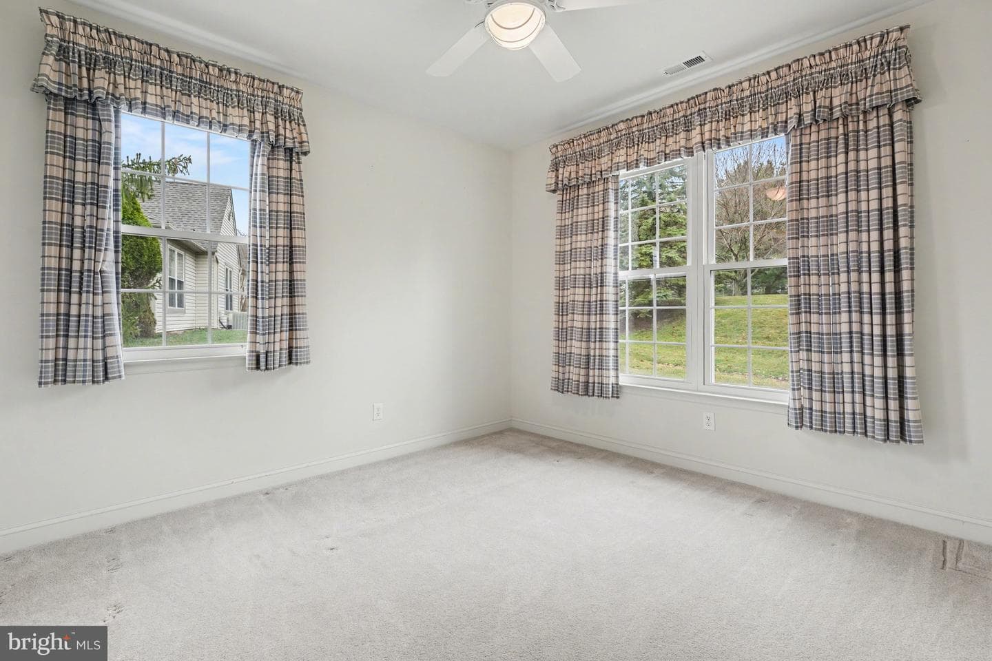 1621 Yorktown Road #50 photo 32