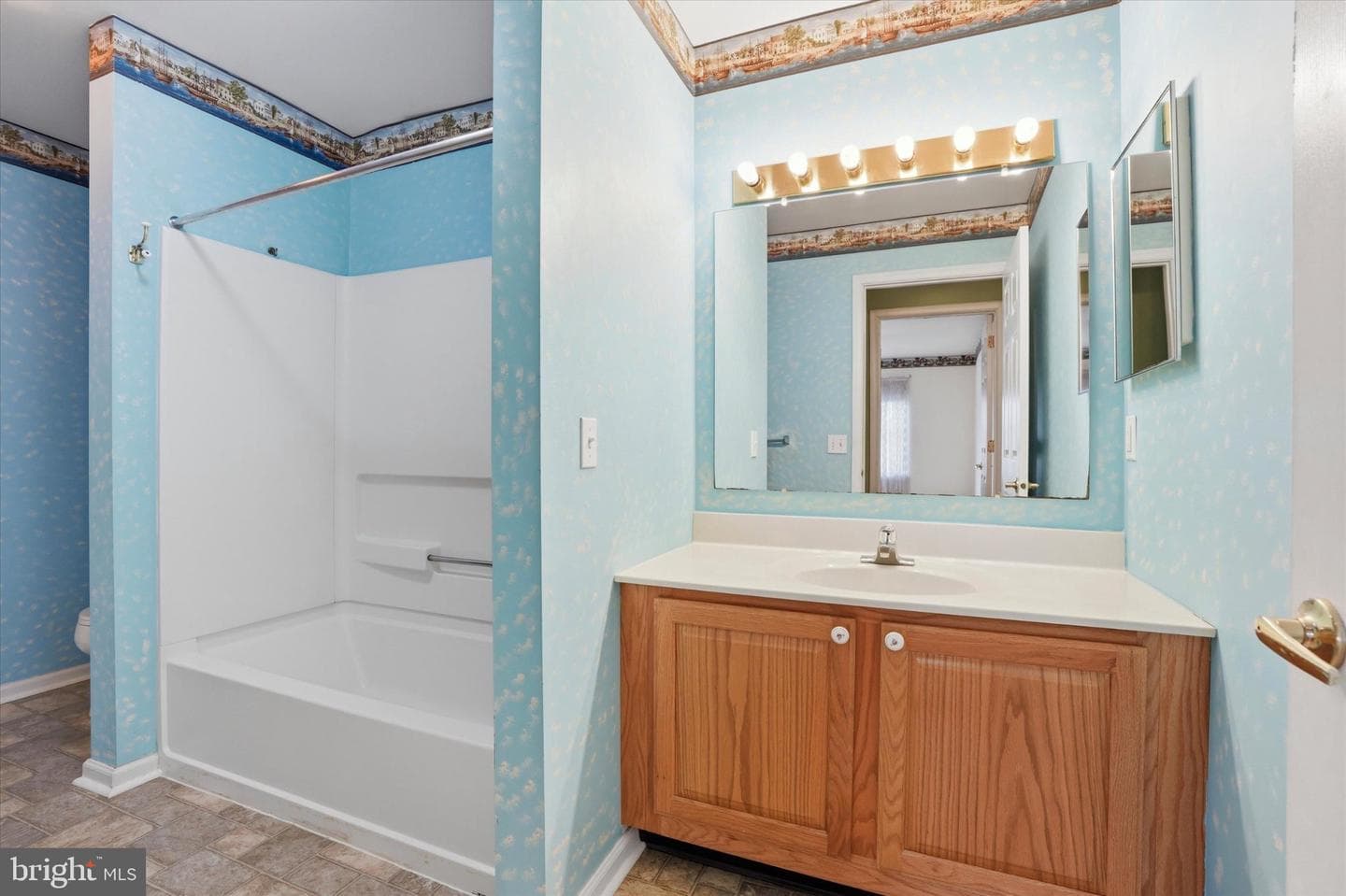 28 Avenrowe Ct photo 22