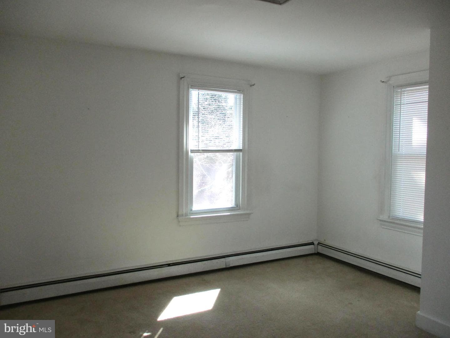 722 Hilltown Pike photo 11