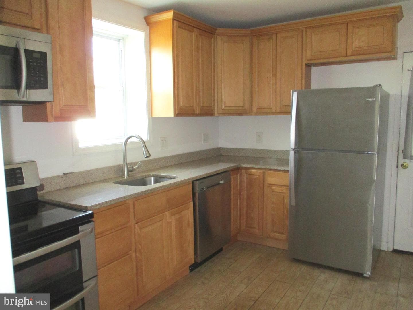 722 Hilltown Pike photo 5