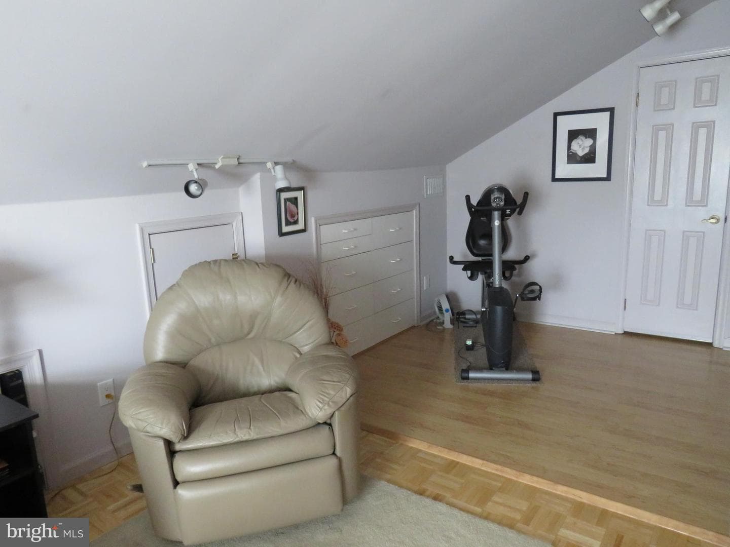 179 Raintree Court photo 45