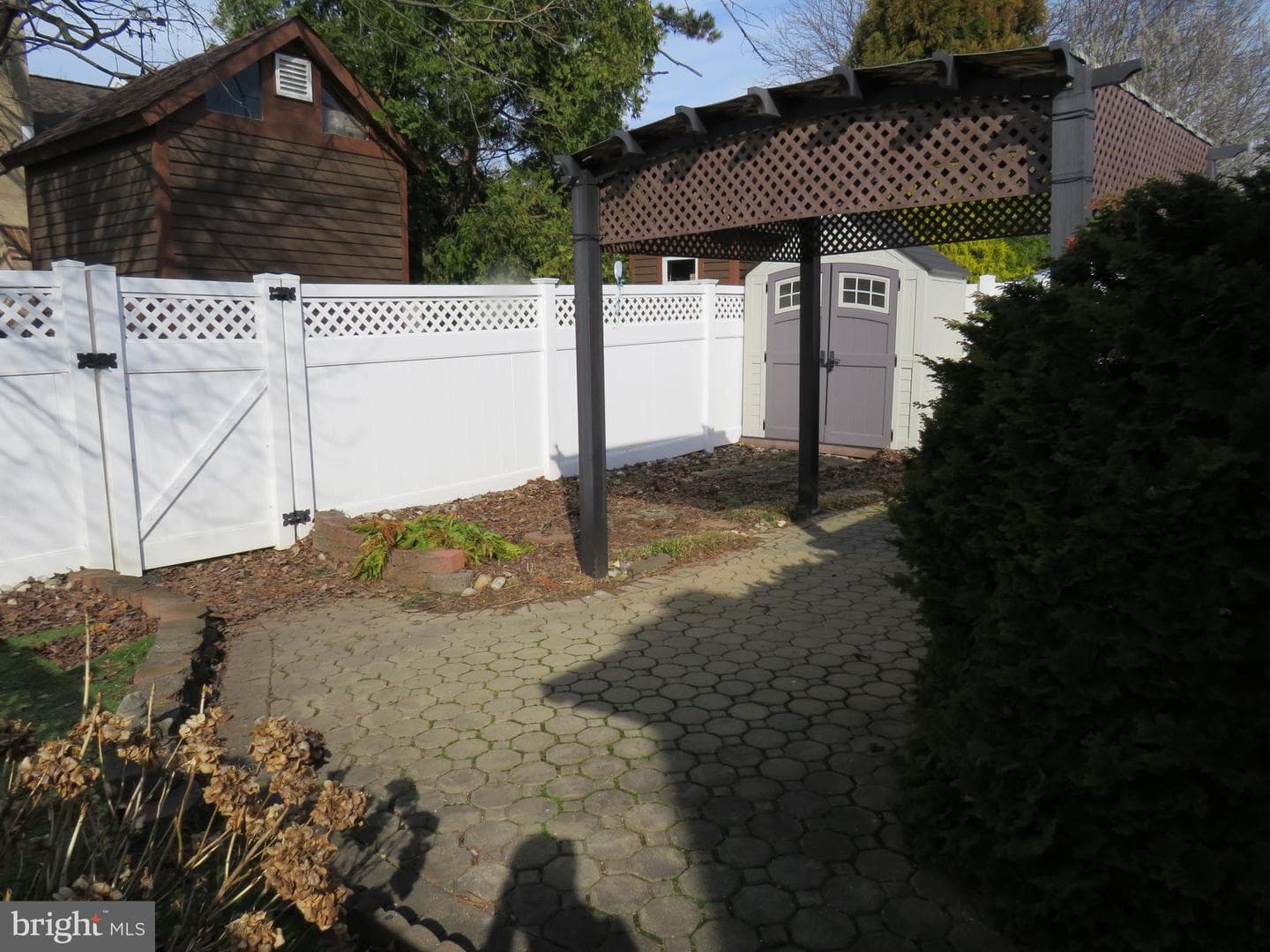 179 Raintree Court photo 52
