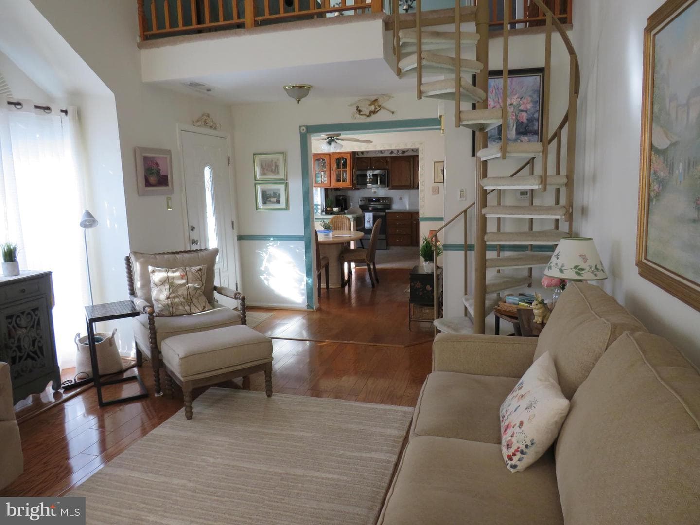 179 Raintree Court photo 6