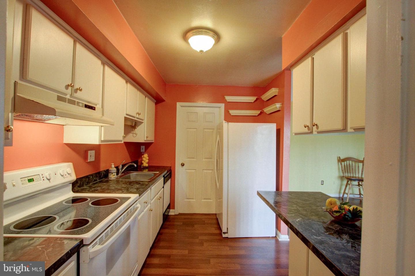 4124 Salford Court photo 12