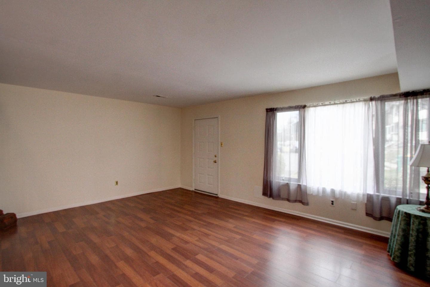 4124 Salford Court photo 4