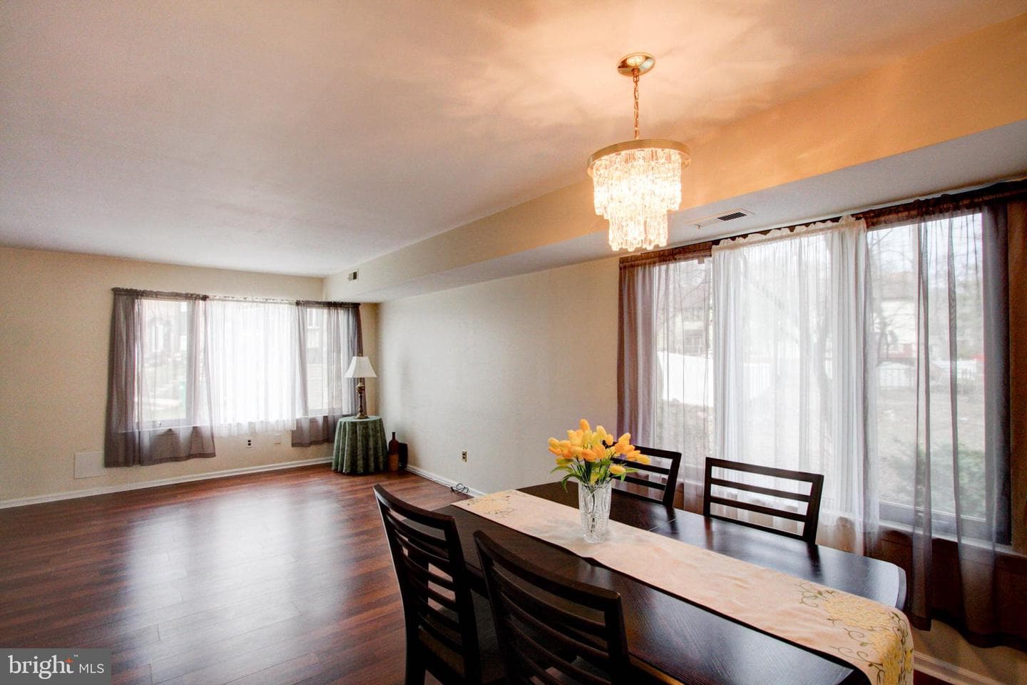 4124 Salford Court photo 5