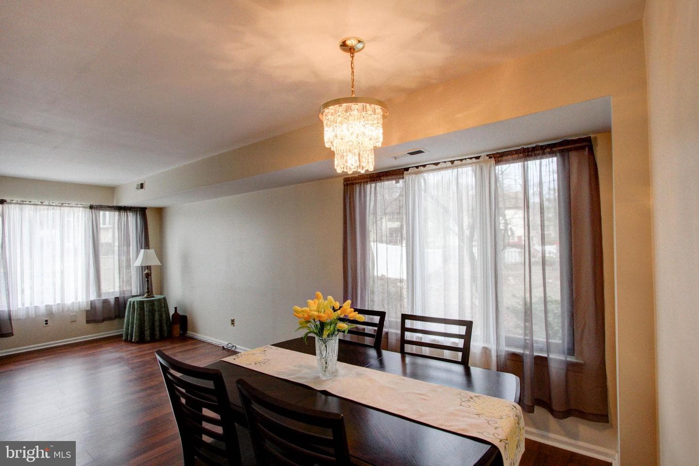 4124 Salford Court photo 6