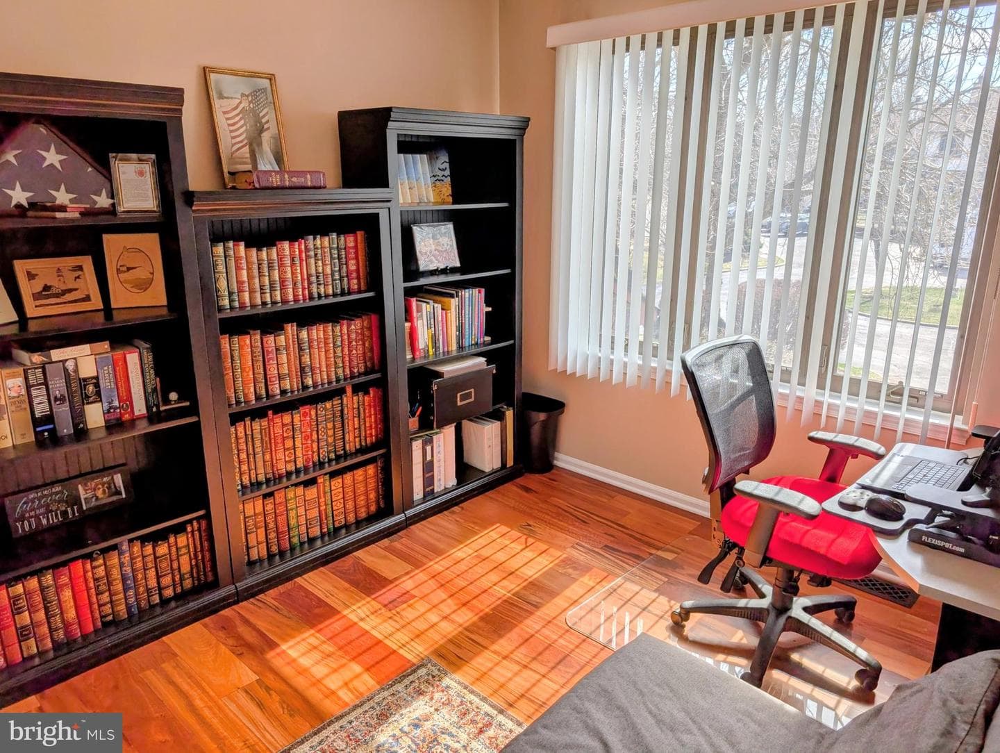 2145 Bromley Comn photo 35
