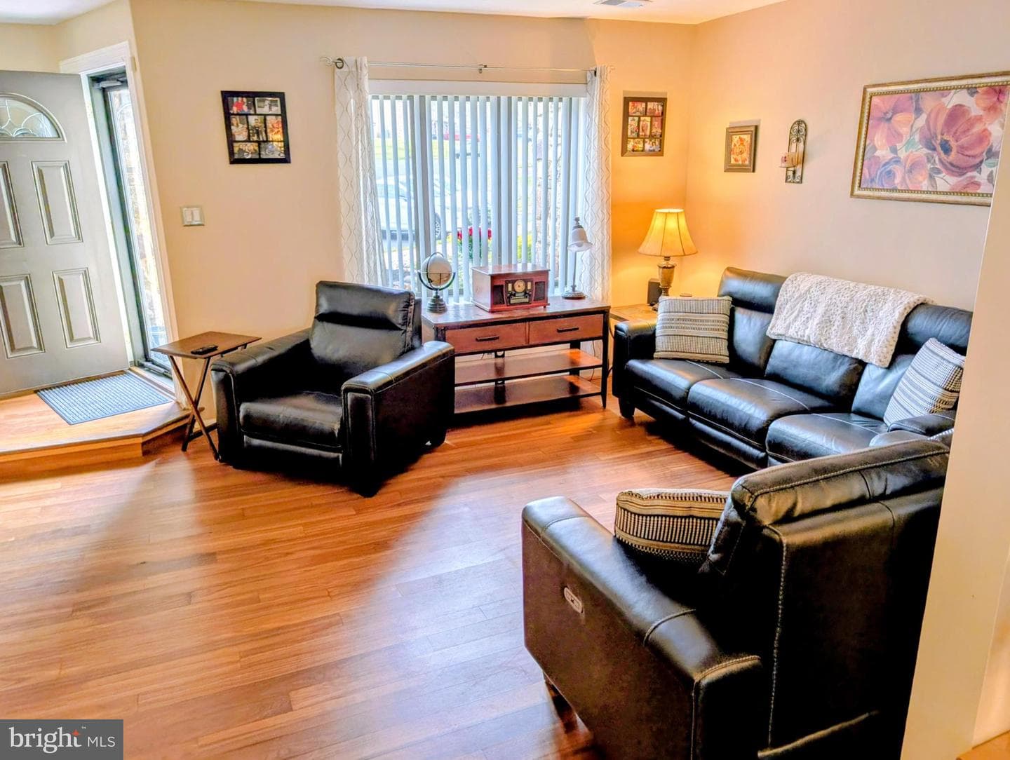 2145 Bromley Comn photo 7