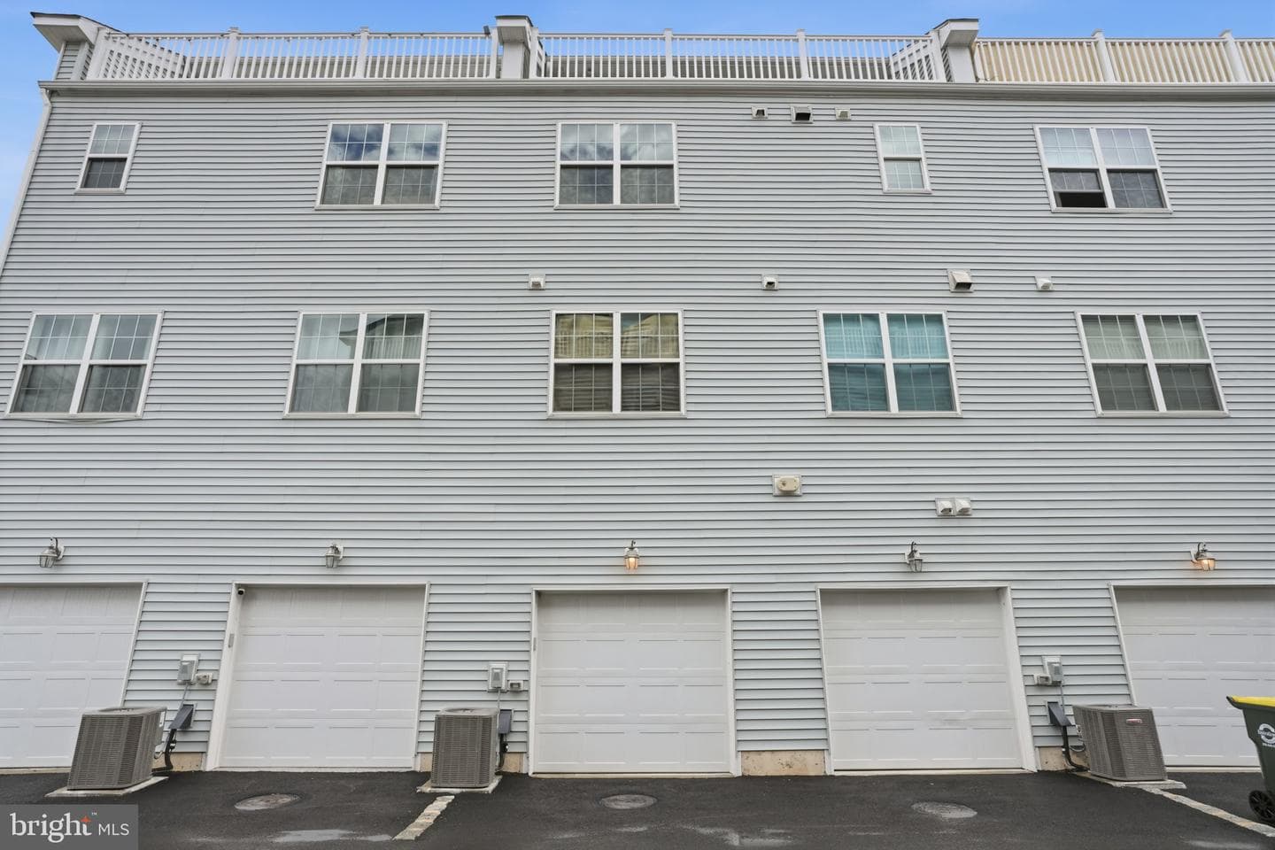 114 B King Street photo 23