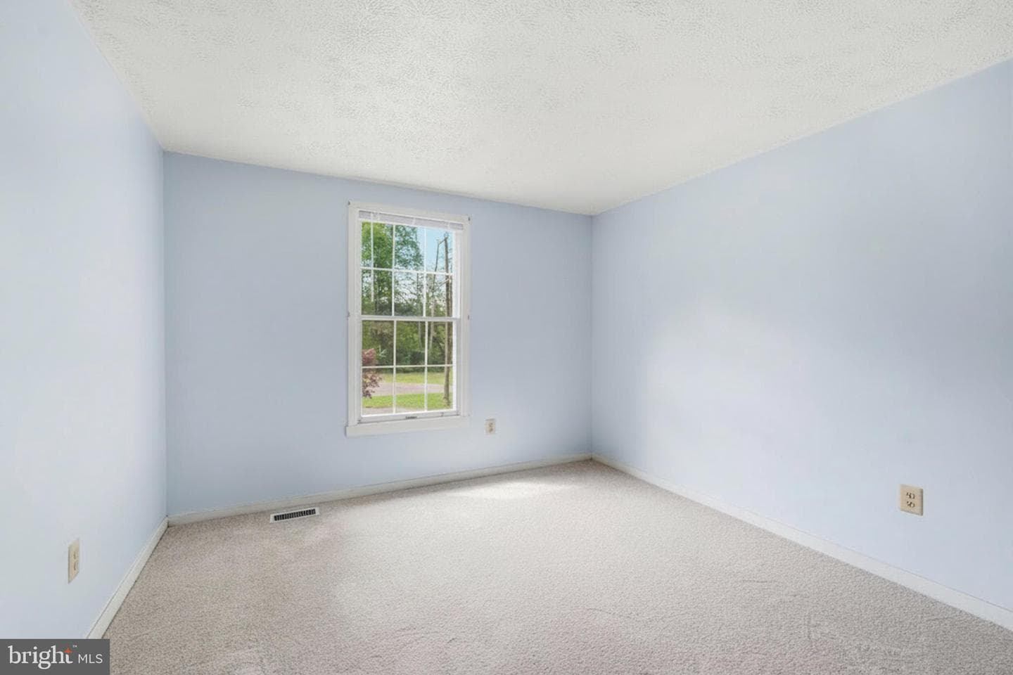1 Cedar Lane photo 14