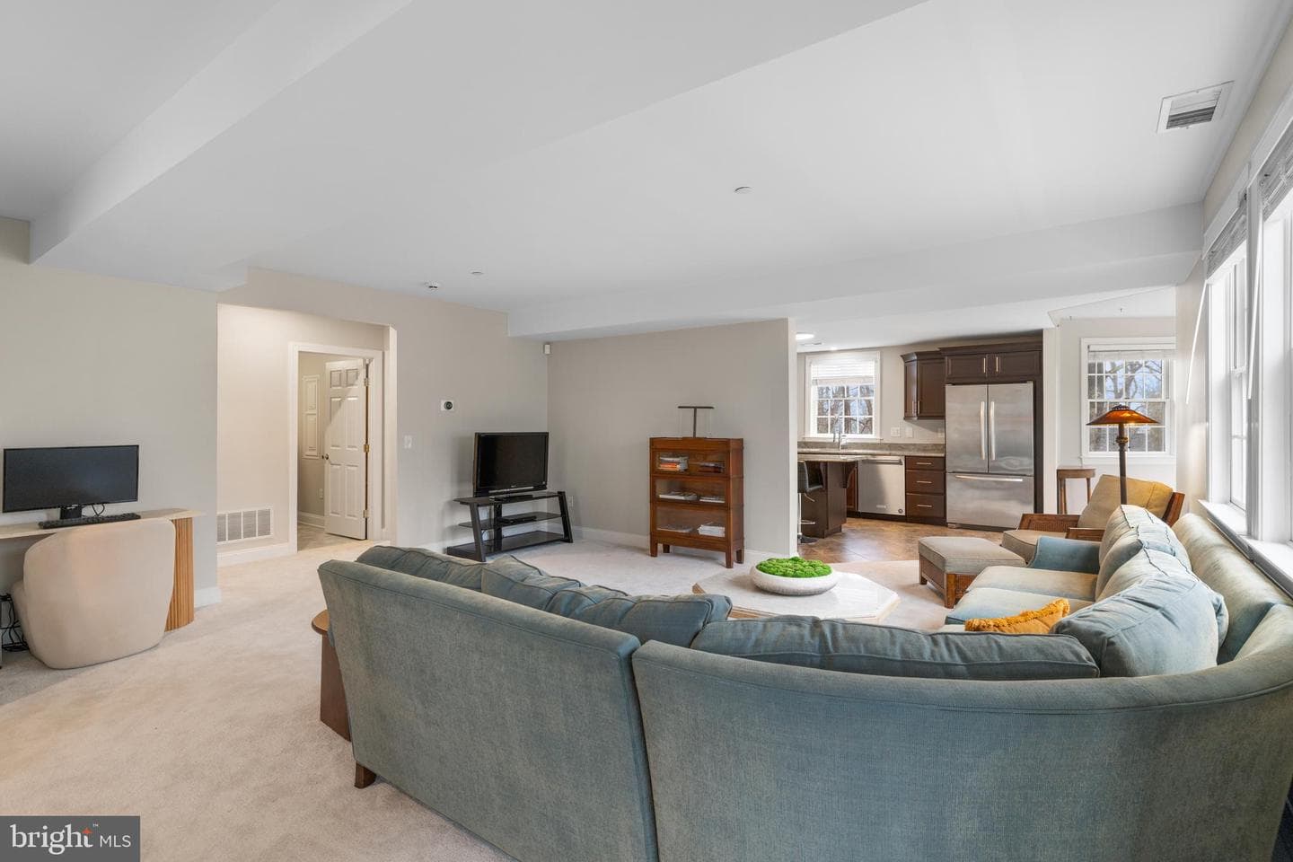 629 S Bellevue Avenue #b photo 8