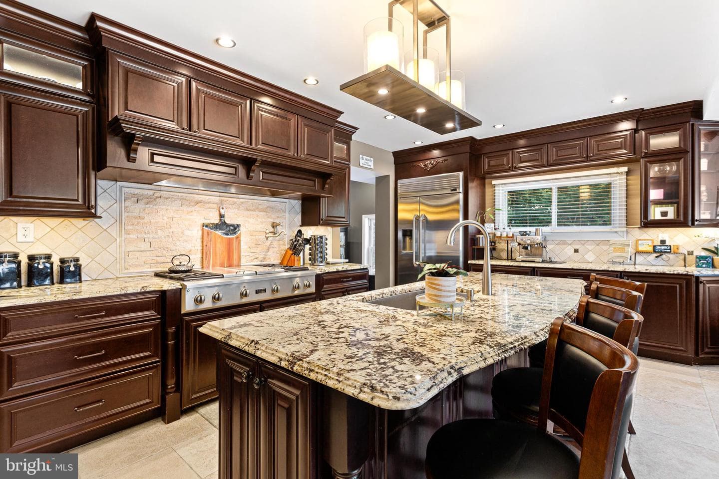 165 Valley Drive photo 3
