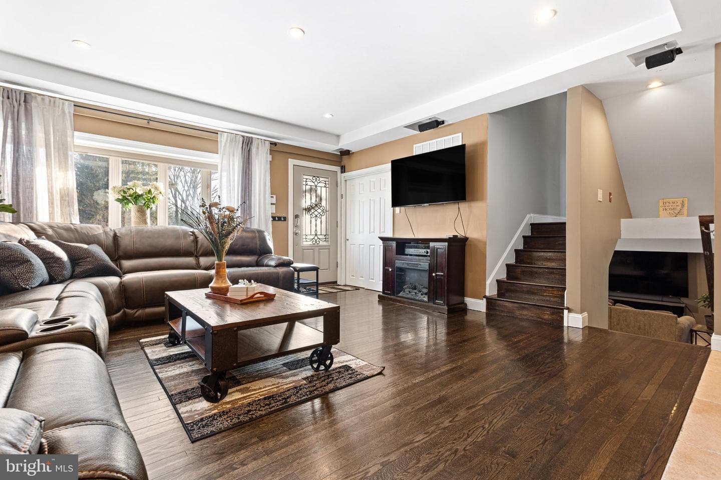 165 Valley Drive photo 6