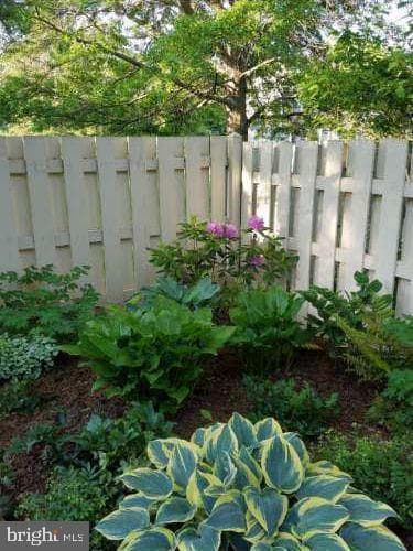 1565 Butterfly Court photo 34