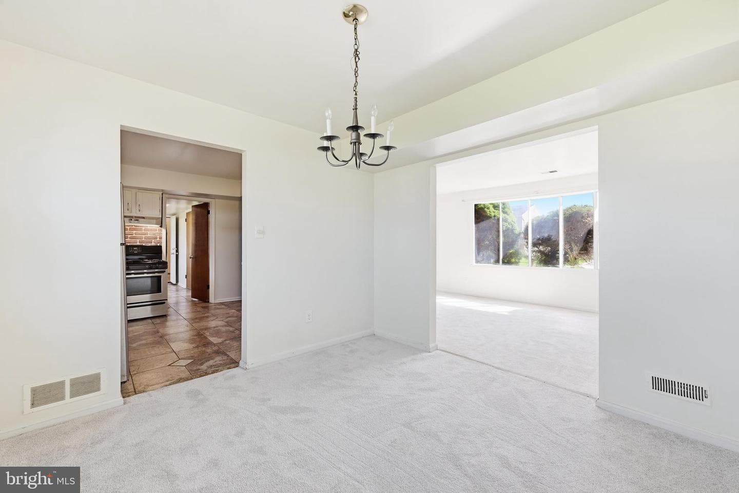 11 Maplewood Drive photo 15