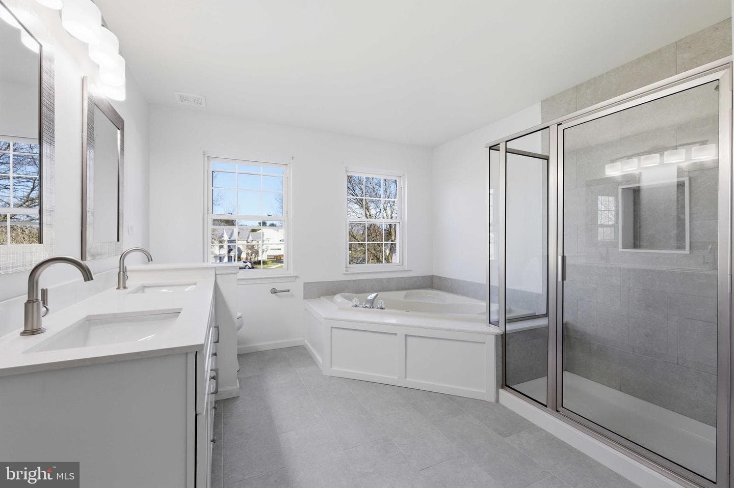 104 Shannon Court photo 28
