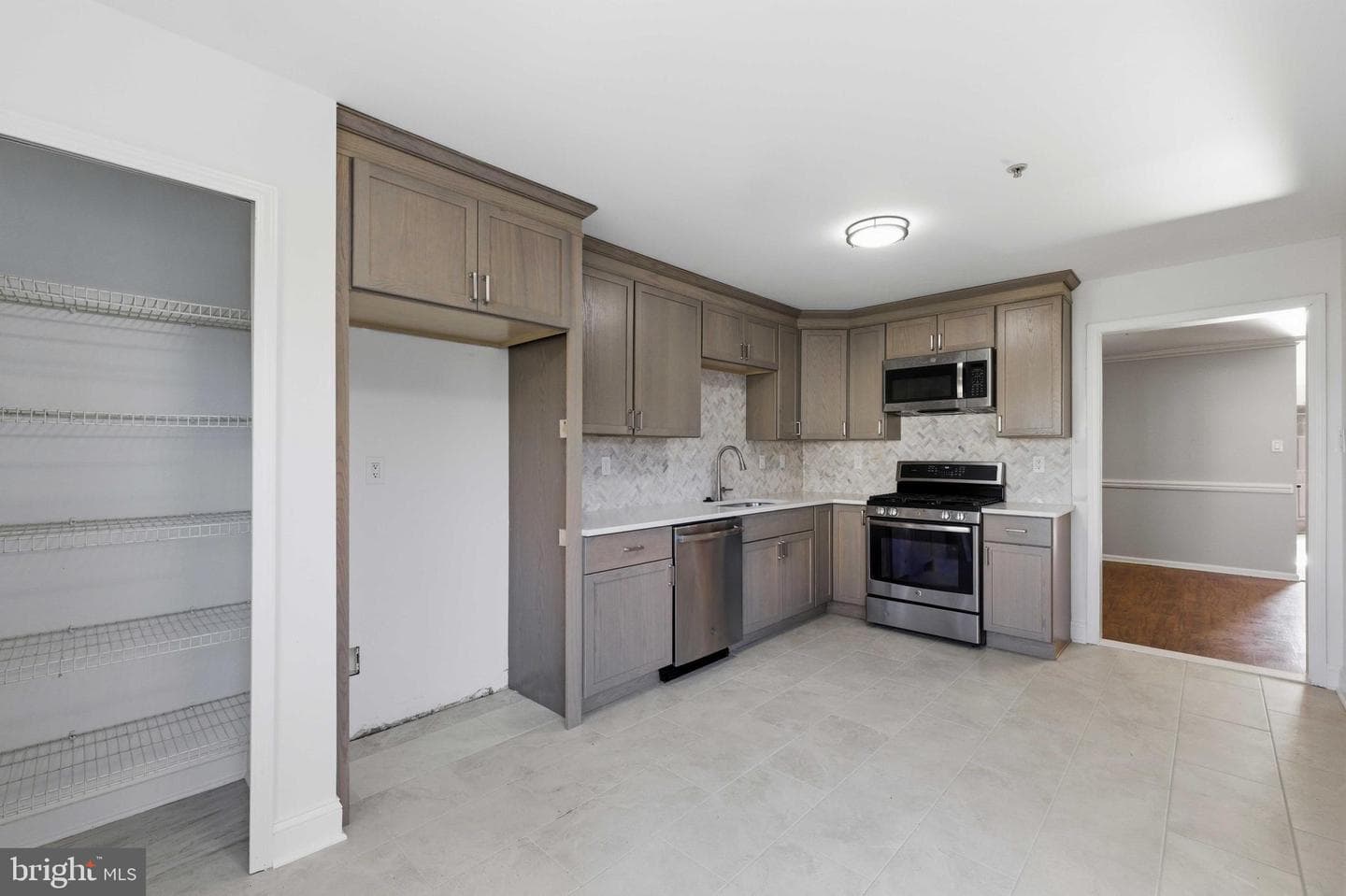 104 Shannon Court photo 9