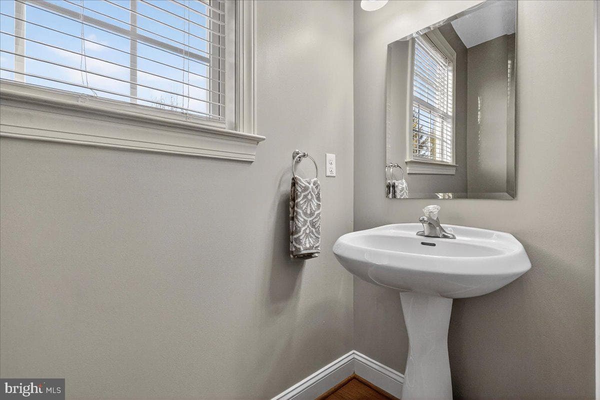 4215 Ferguson Drive photo 24