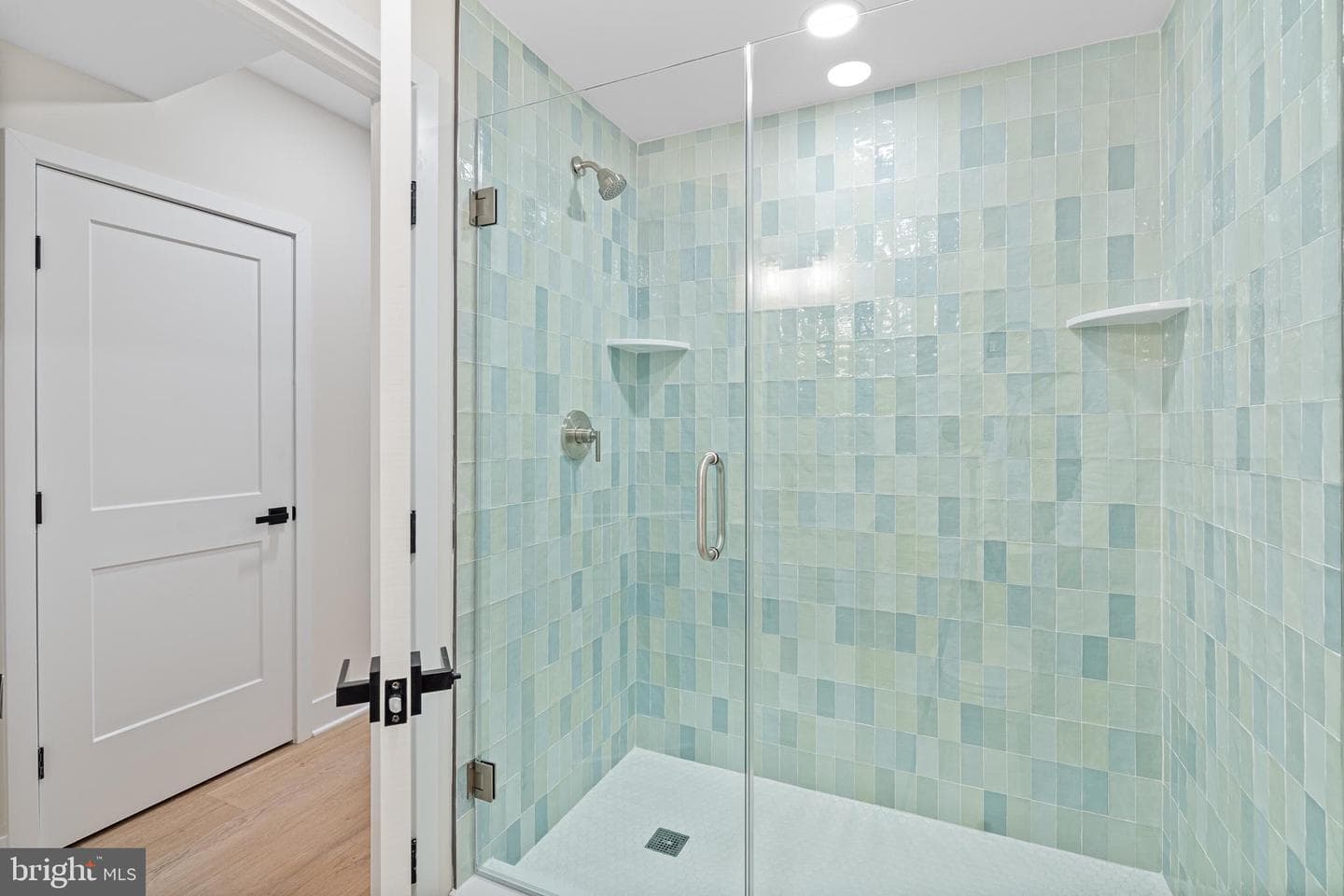 113 Thornton Lane photo 29