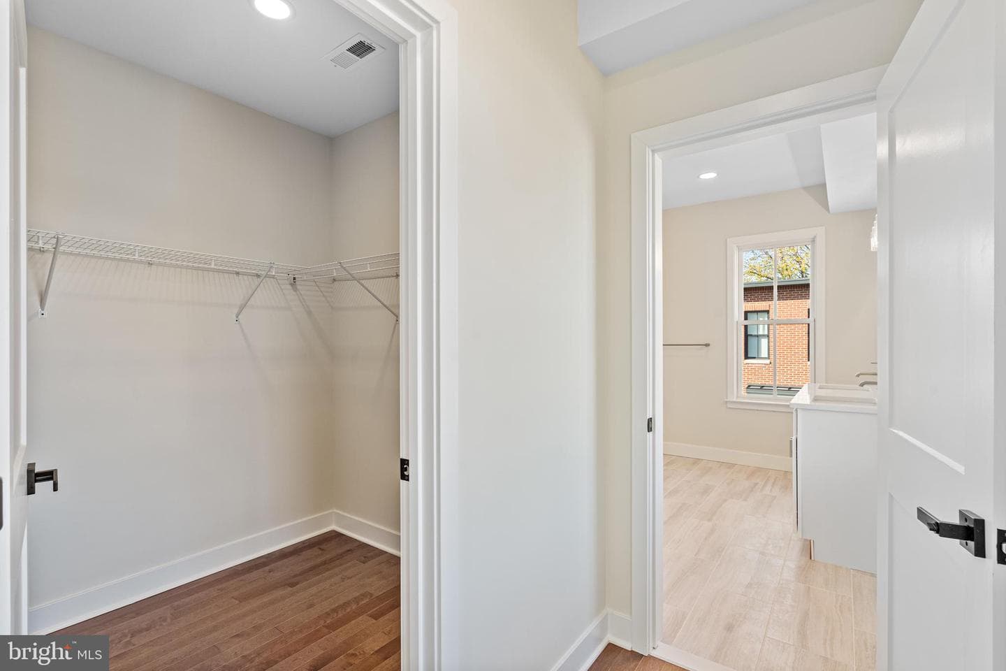 113 Thornton Lane photo 40