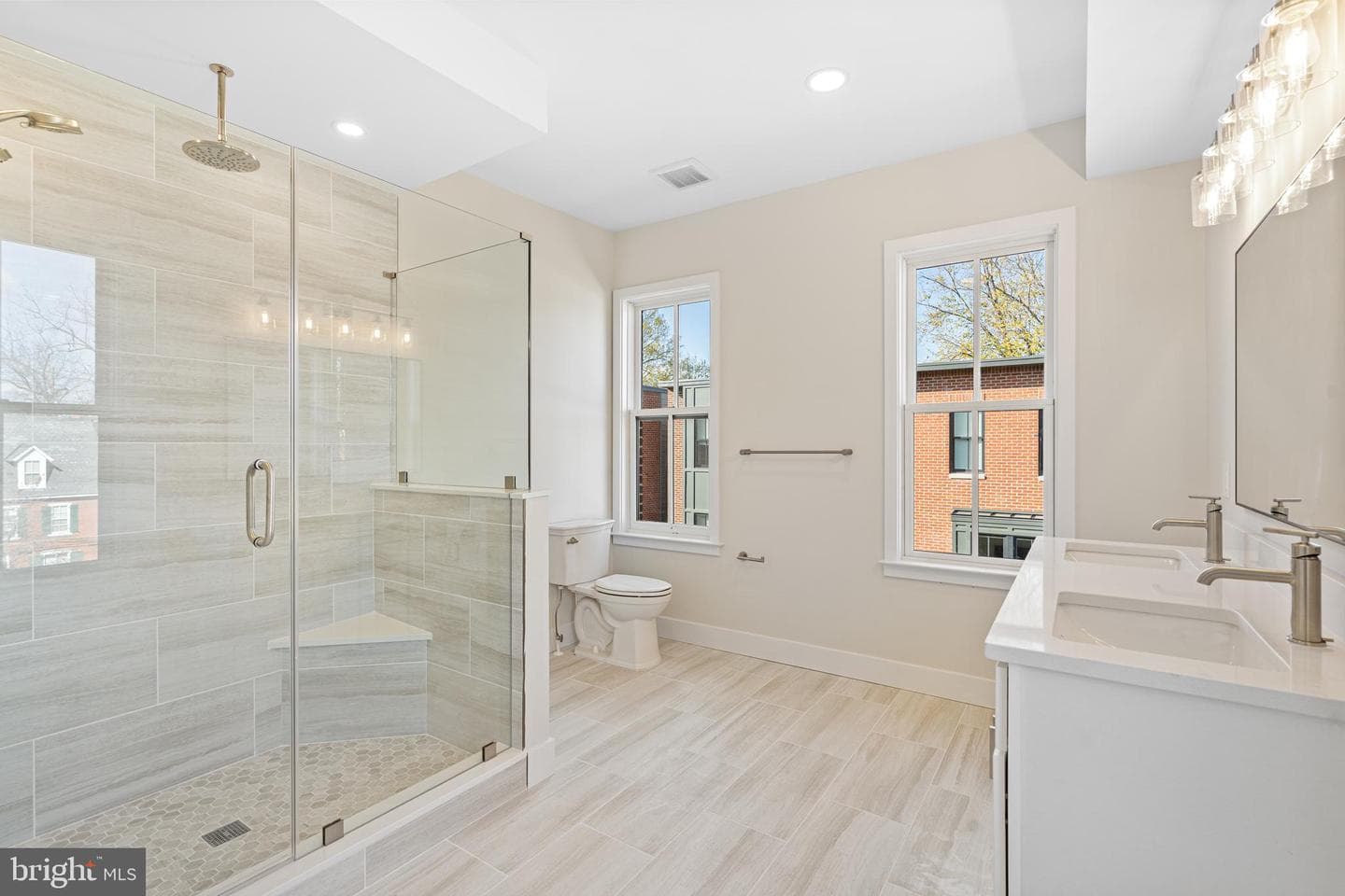 113 Thornton Lane photo 41