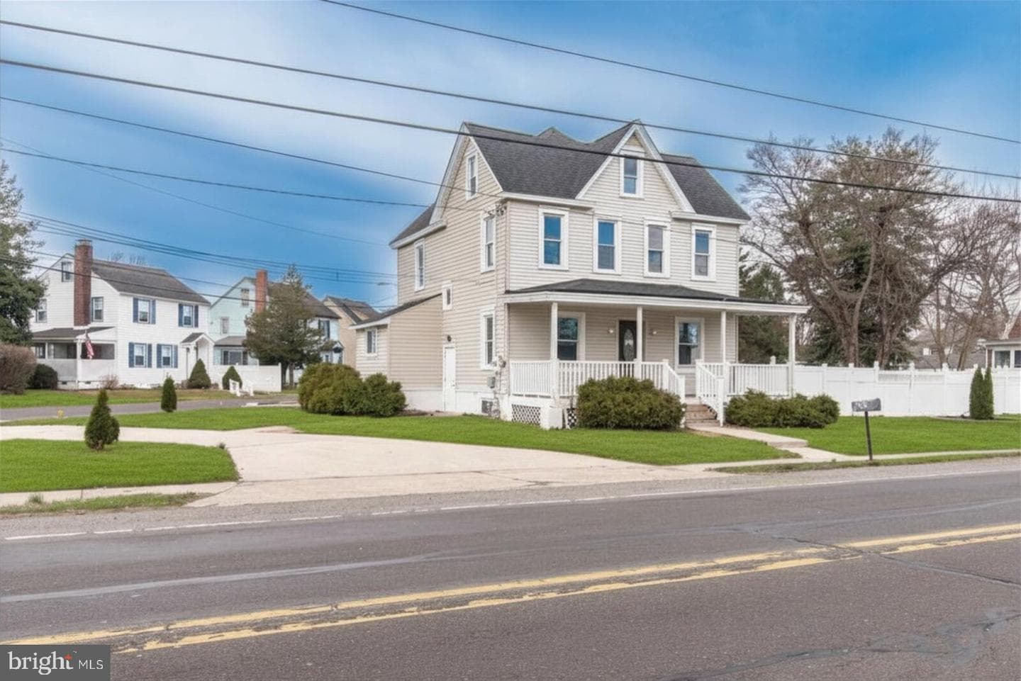 7105 N Radcliffe Street photo 55