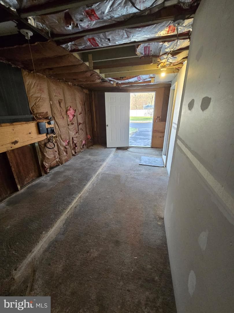 820 Auburn Road photo 27