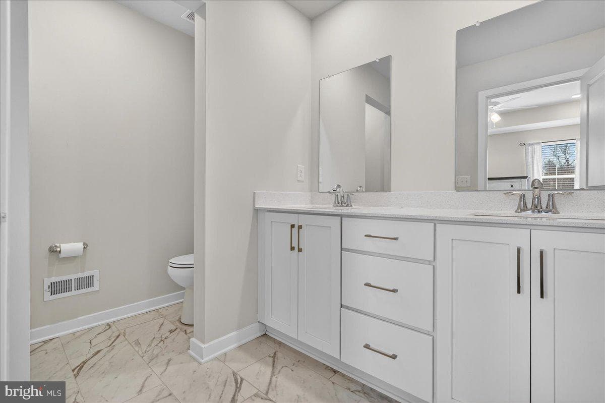 5121 Franklin Circle photo 31