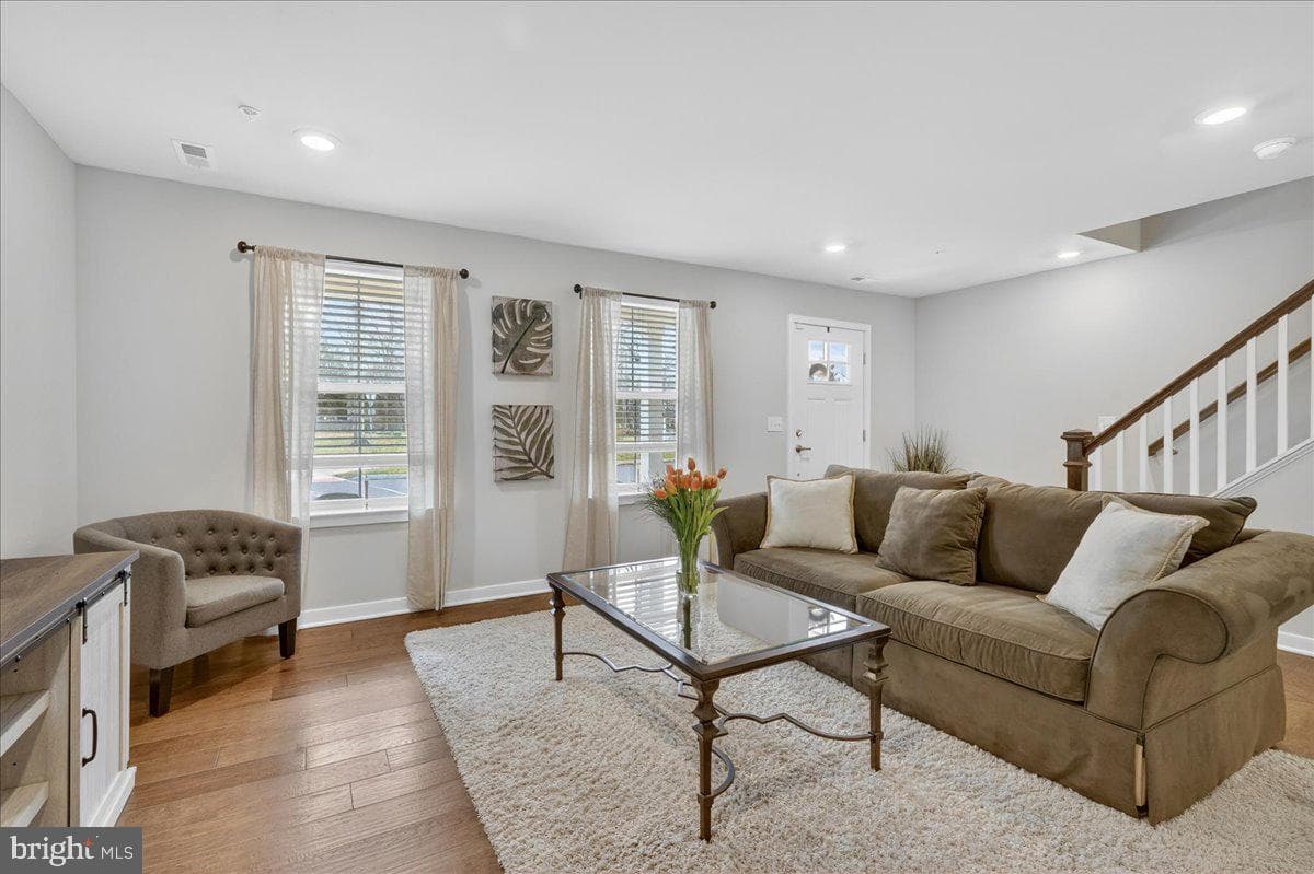 5121 Franklin Circle photo 6