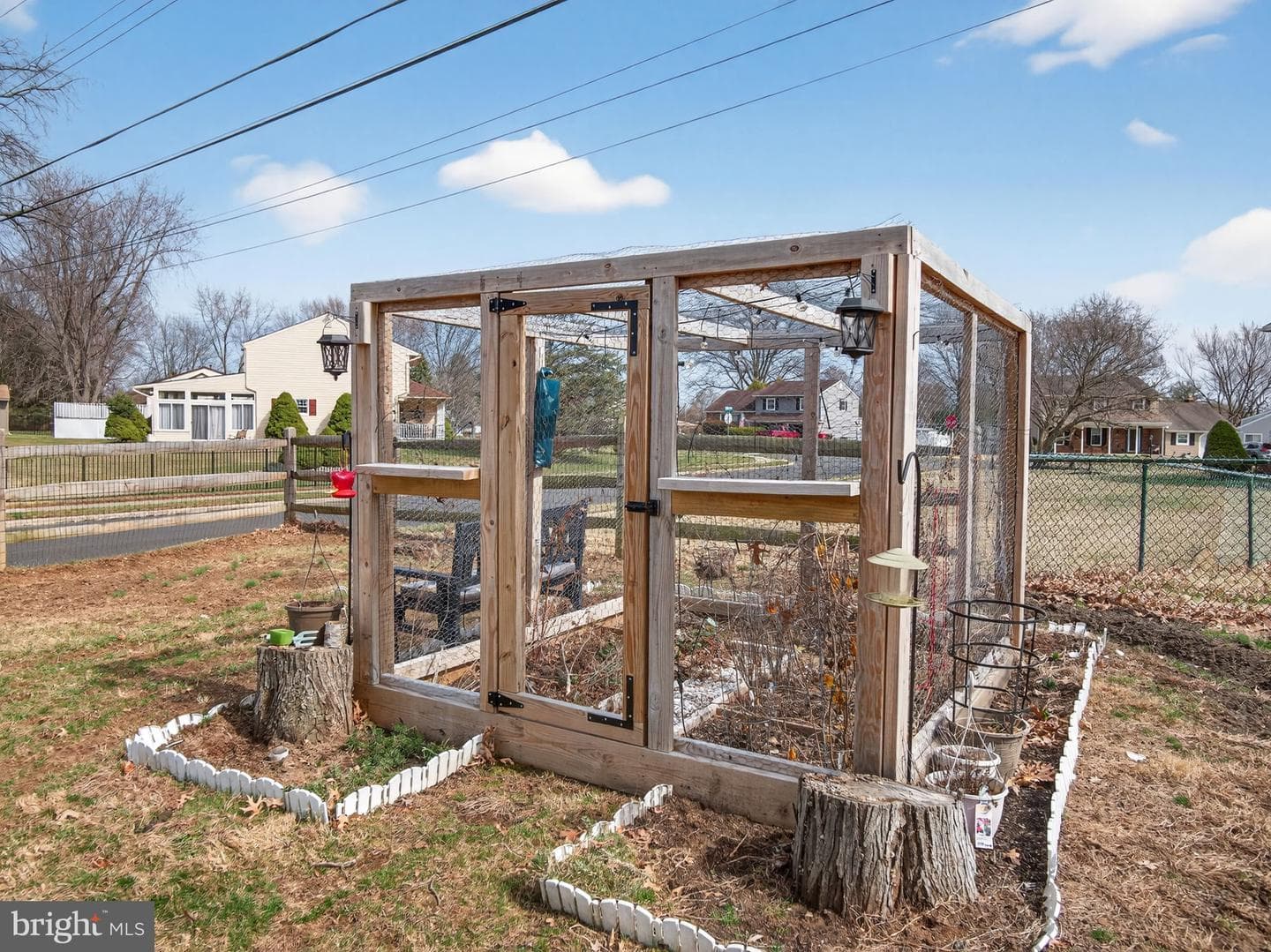 840 Walnut Road photo 40