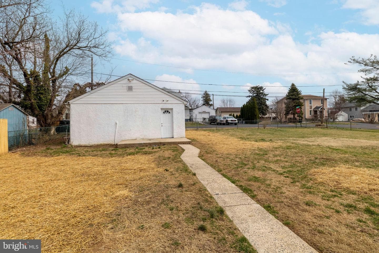 1200 Dana Avenue photo 17