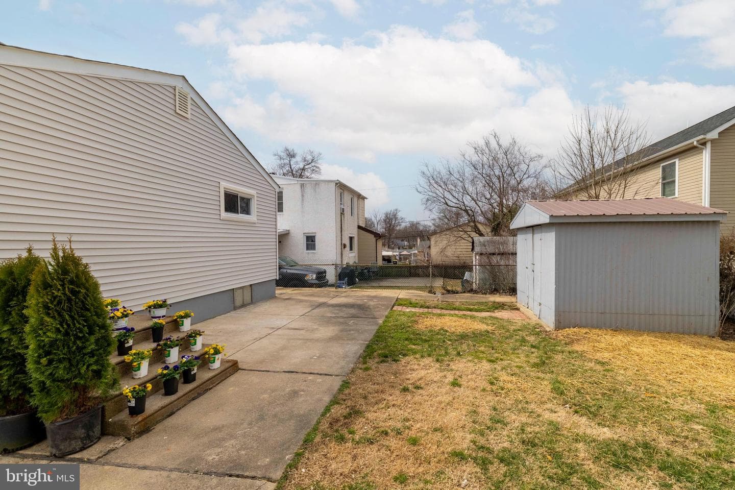 1200 Dana Avenue photo 19