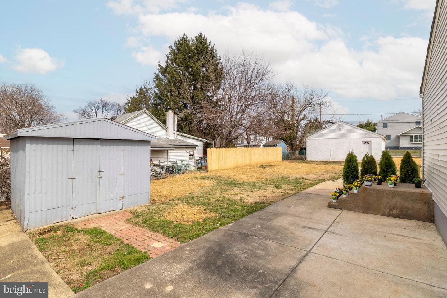 1200 Dana Avenue photo 20