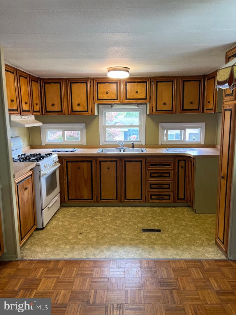1302 Gibson Road ##152 photo 1