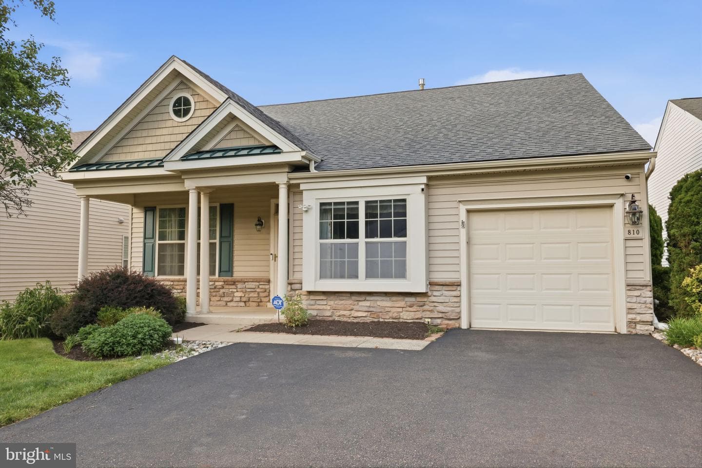 810 Nathaniel Trail photo 2