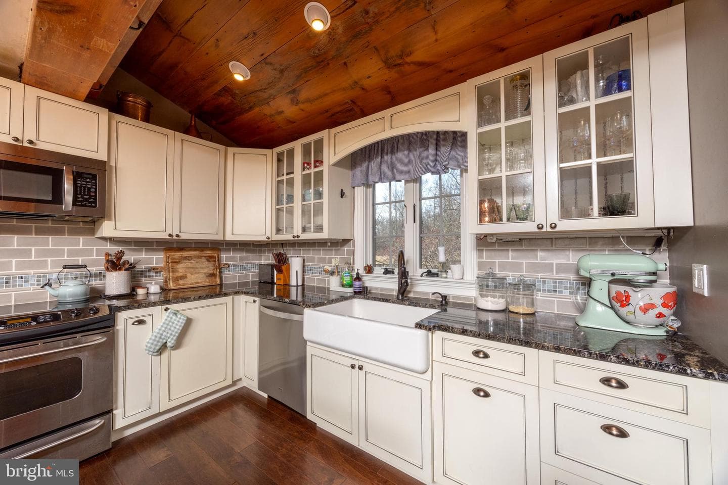 1684 Chestnut Ridge Road photo 12