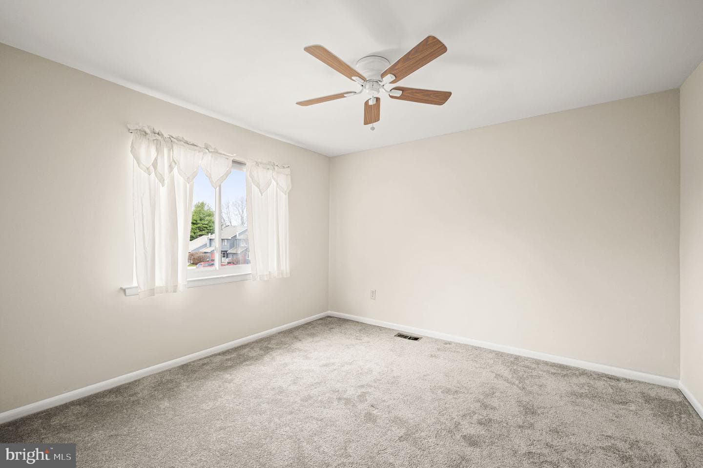 133 Moyer Drive photo 24