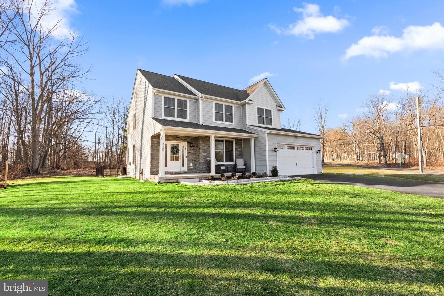 2408 Diamond Street photo 2