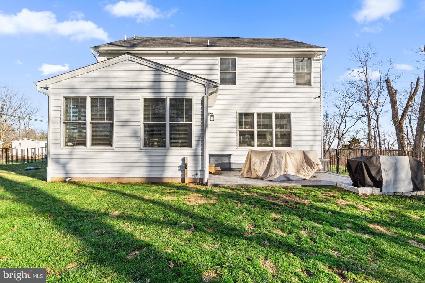 2408 Diamond Street photo 44