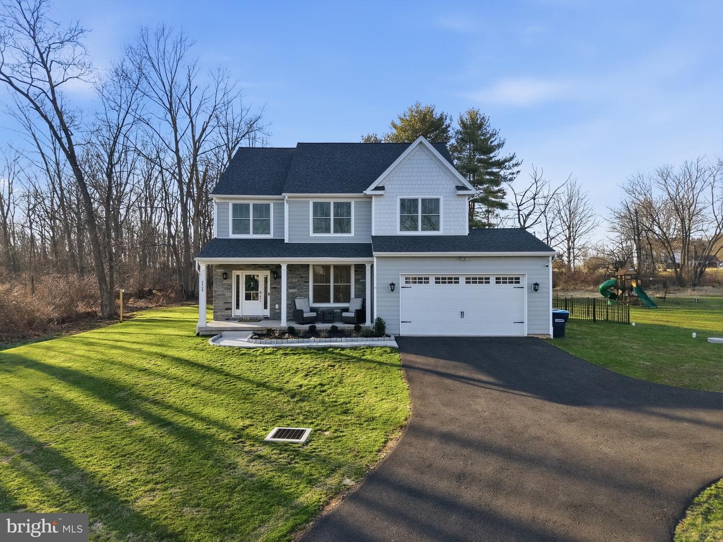 2408 Diamond Street photo 55