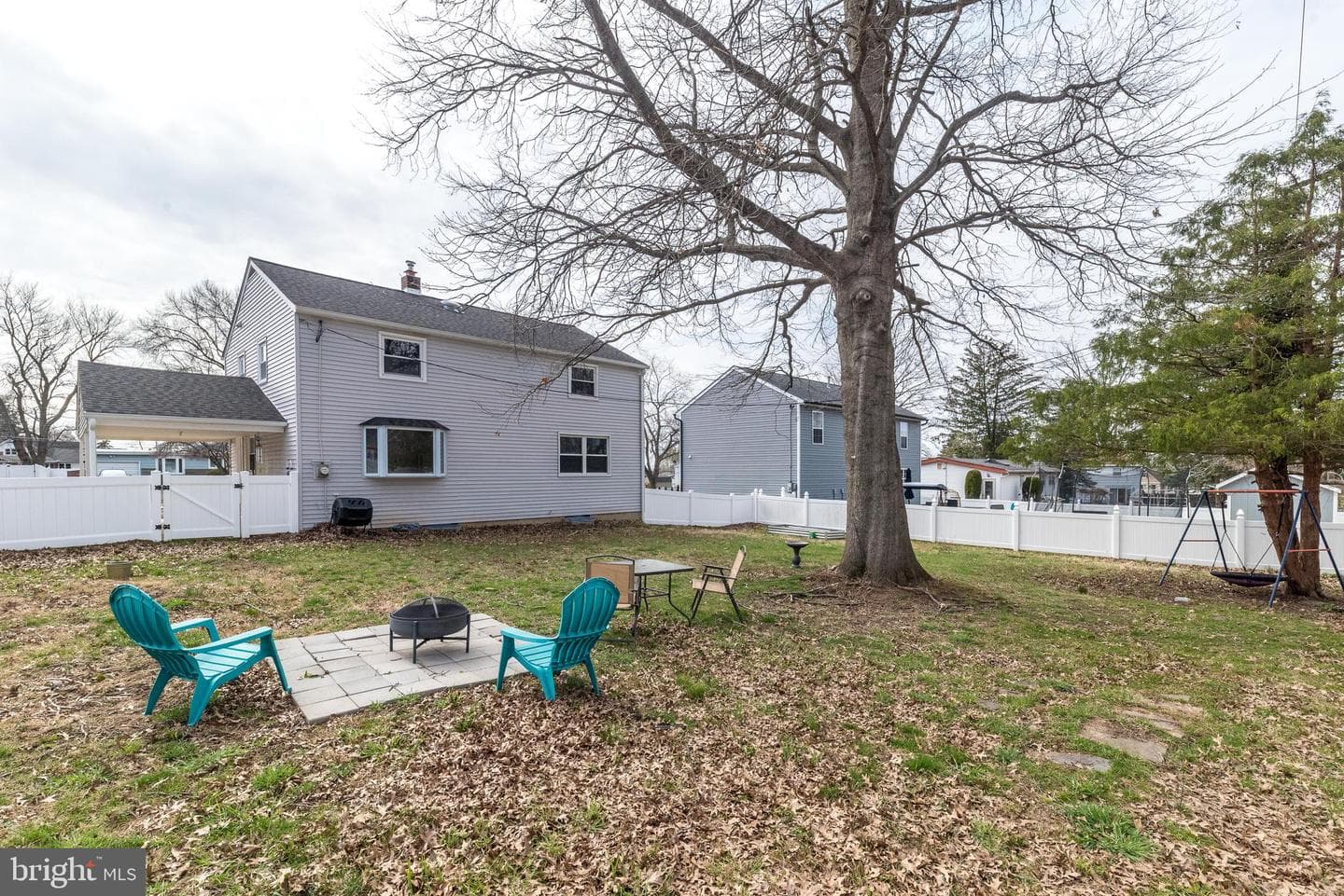 253 Luff Lane photo 3