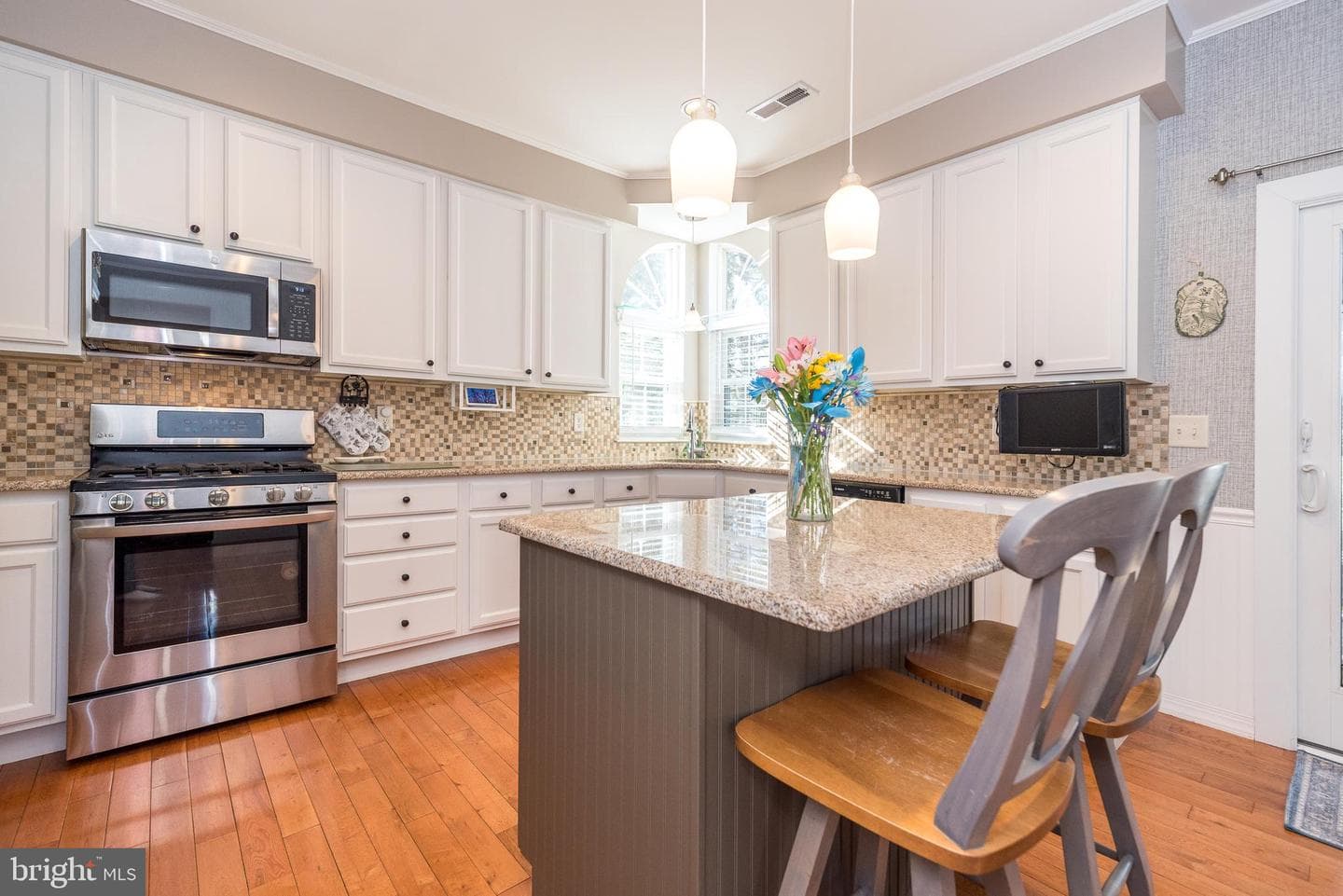 115 Saddle Brook Drive photo 30