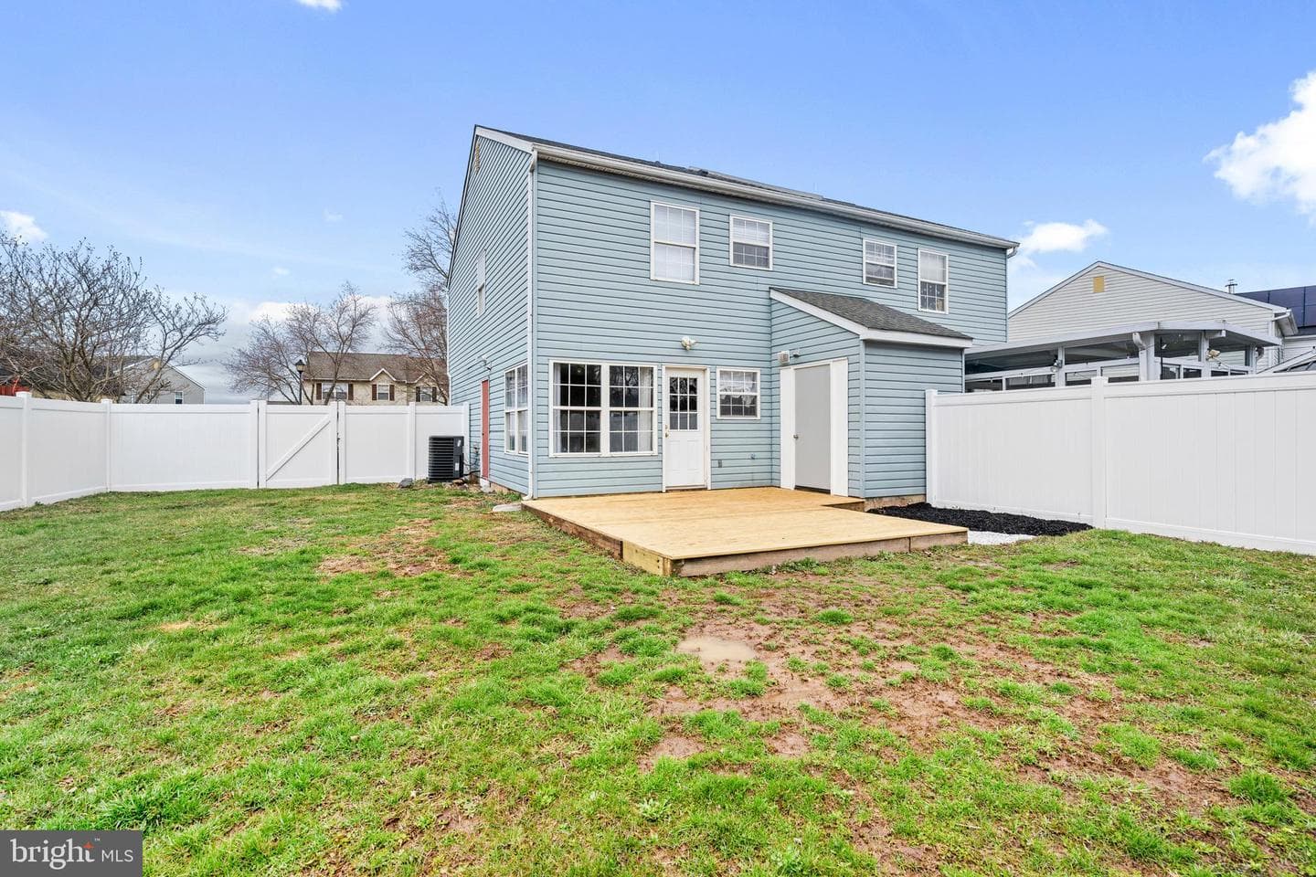1120 Farm House Lane photo 29
