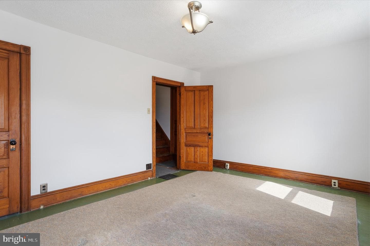 629 Juniper Street photo 21