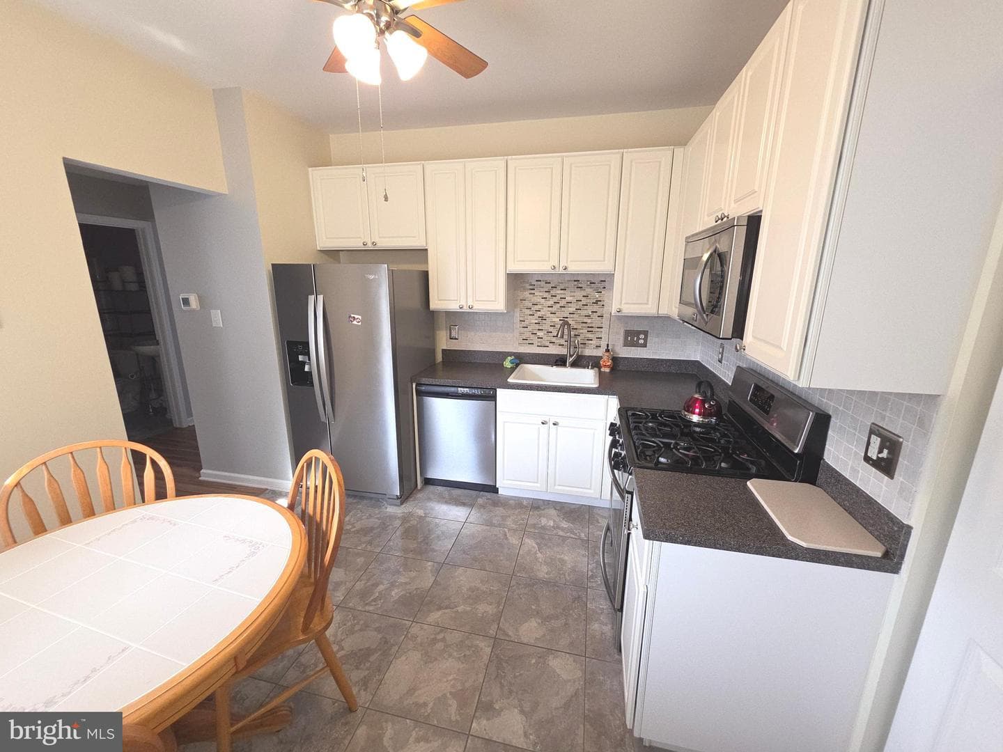 107 Liberty Drive photo 10
