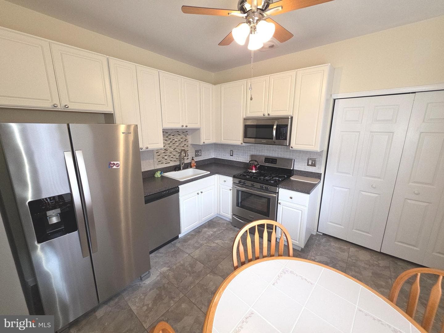 107 Liberty Drive photo 8