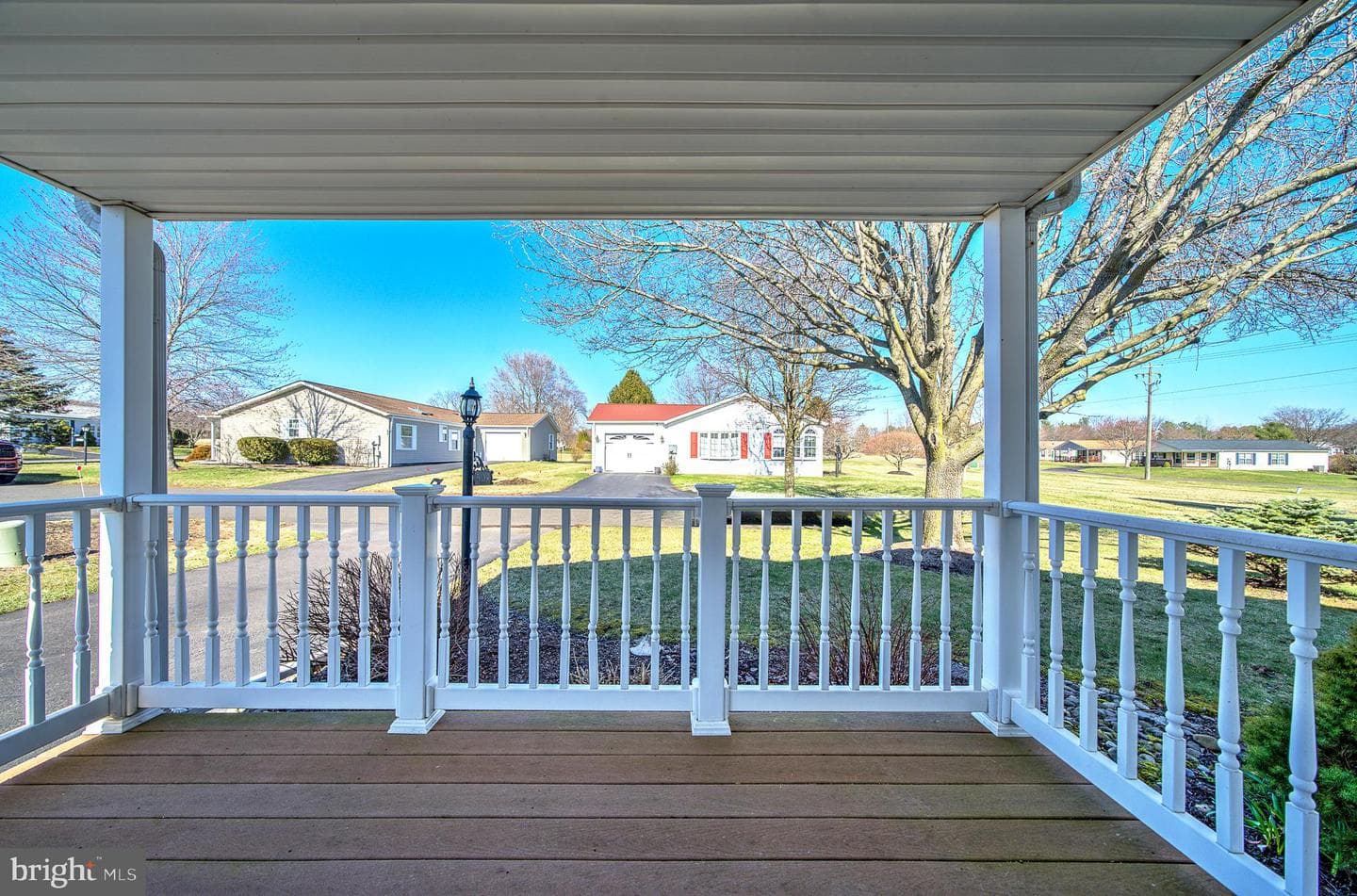 598 Walnut Court photo 9